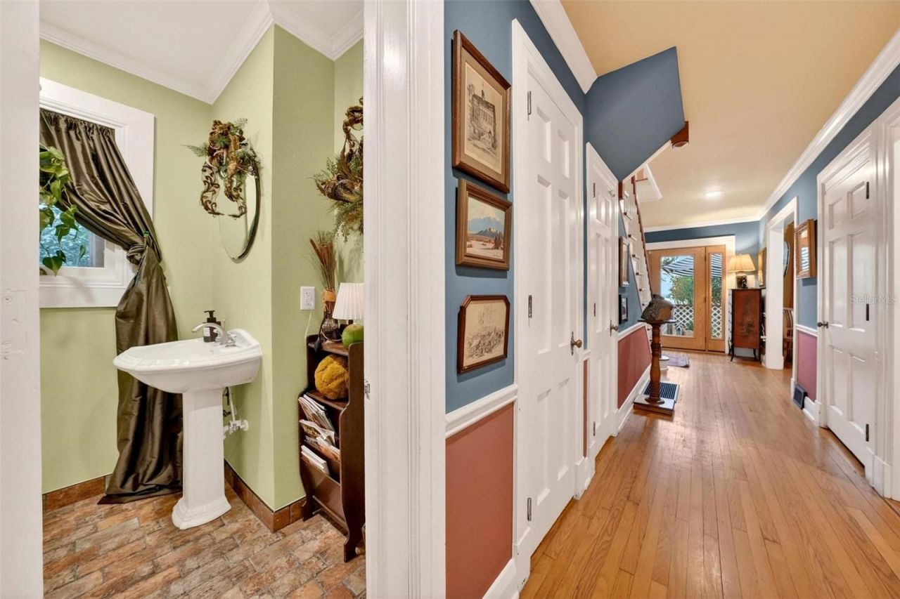 976 Fairview Avenue, Mount Dora, FL 32757 Photo