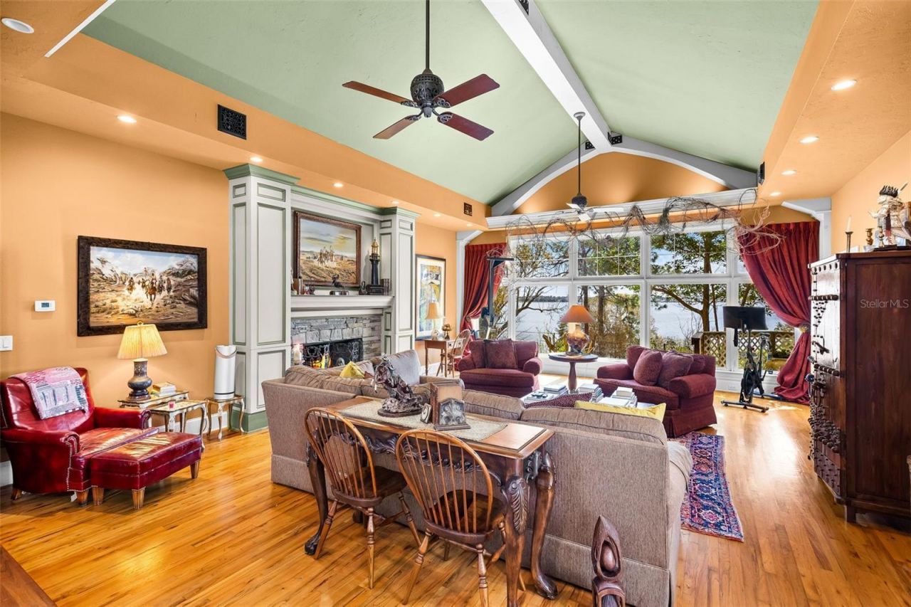 976 Fairview Avenue, Mount Dora, FL 32757 Photo