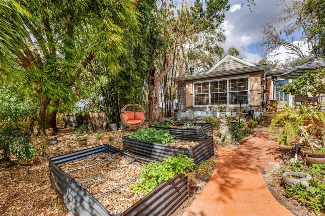 976 Fairview Avenue, Mount Dora, FL 32757 Photo