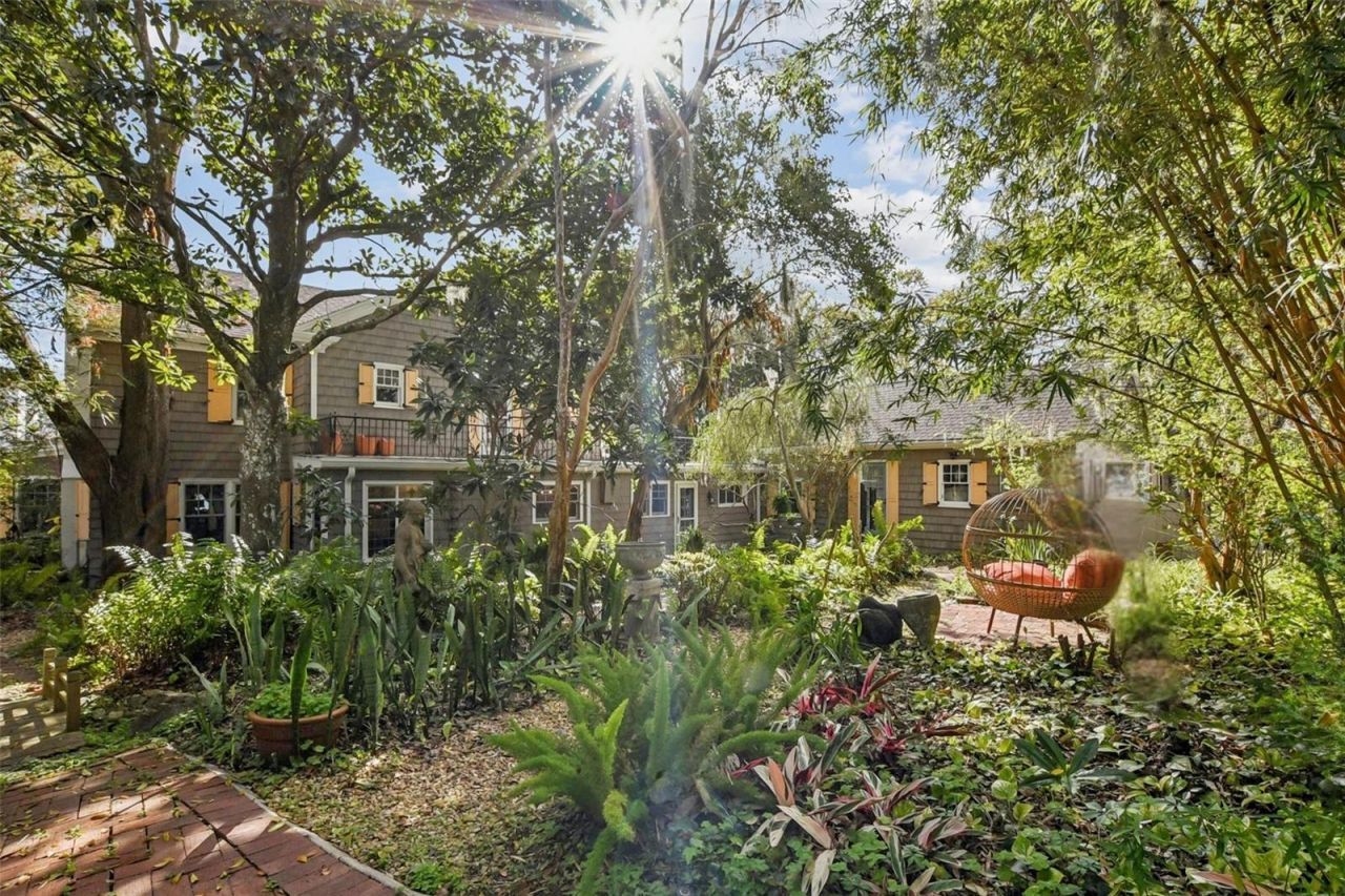 976 Fairview Avenue, Mount Dora, FL 32757 Photo