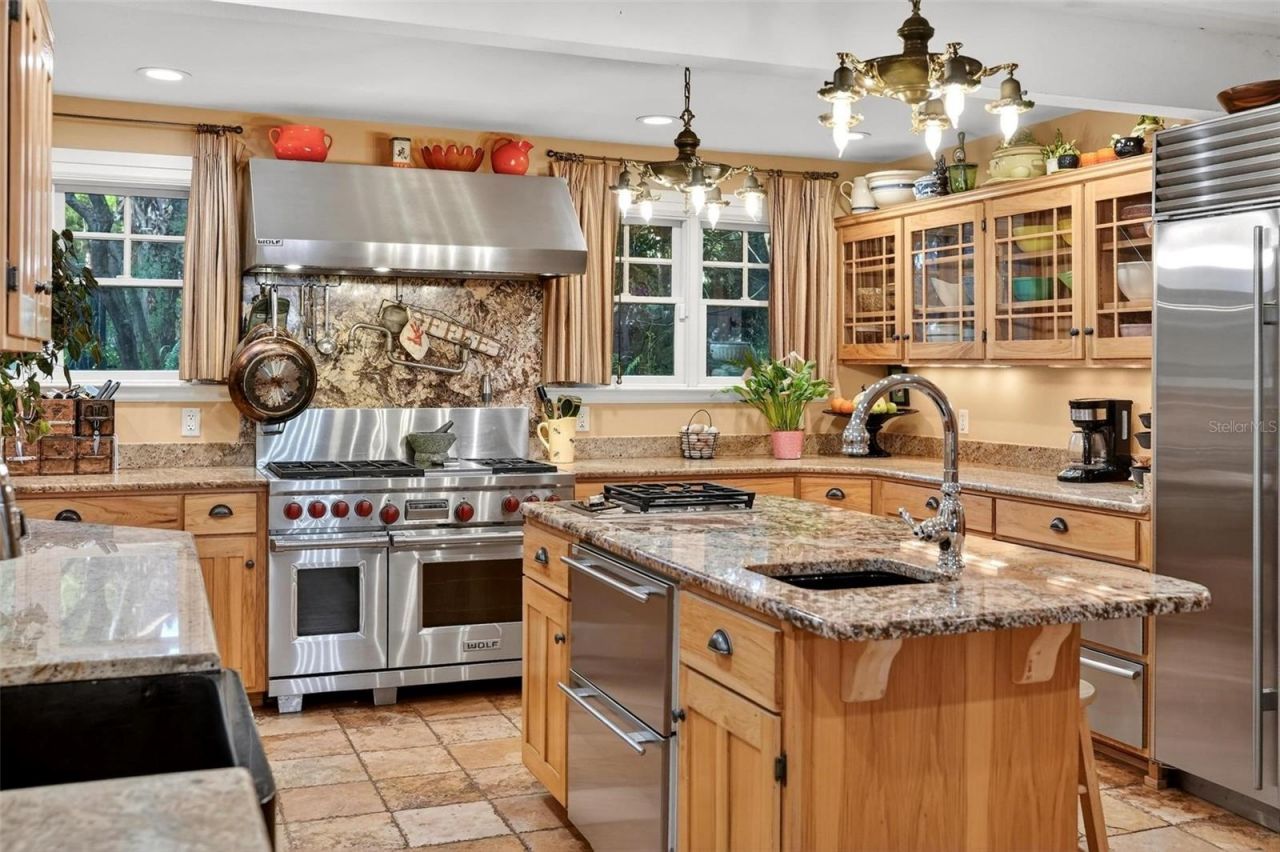 976 Fairview Avenue, Mount Dora, FL 32757 Photo