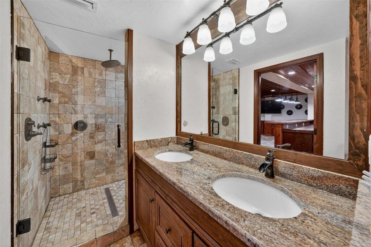 976 Fairview Avenue, Mount Dora, FL 32757 Photo