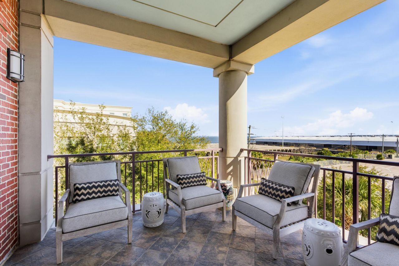 2 Laurens Street 3 E Photo 16