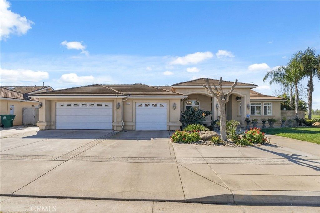 3296 Hollow Avenue, Madera, CA 93637 Main Photo