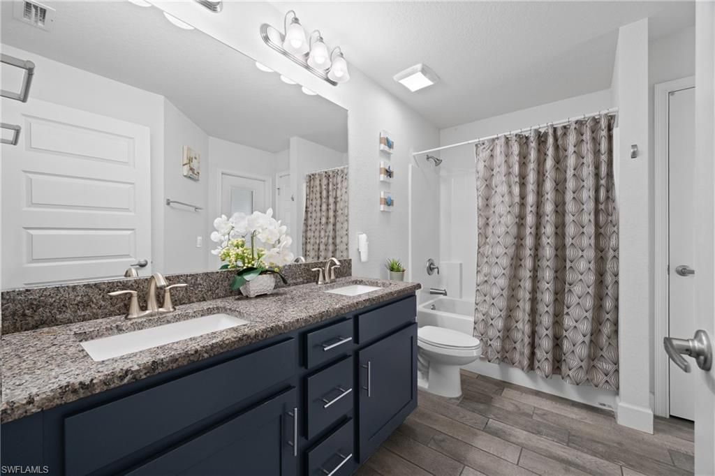 1728 Diplomat Pkwy W, Cape Coral, FL 33993 Photo