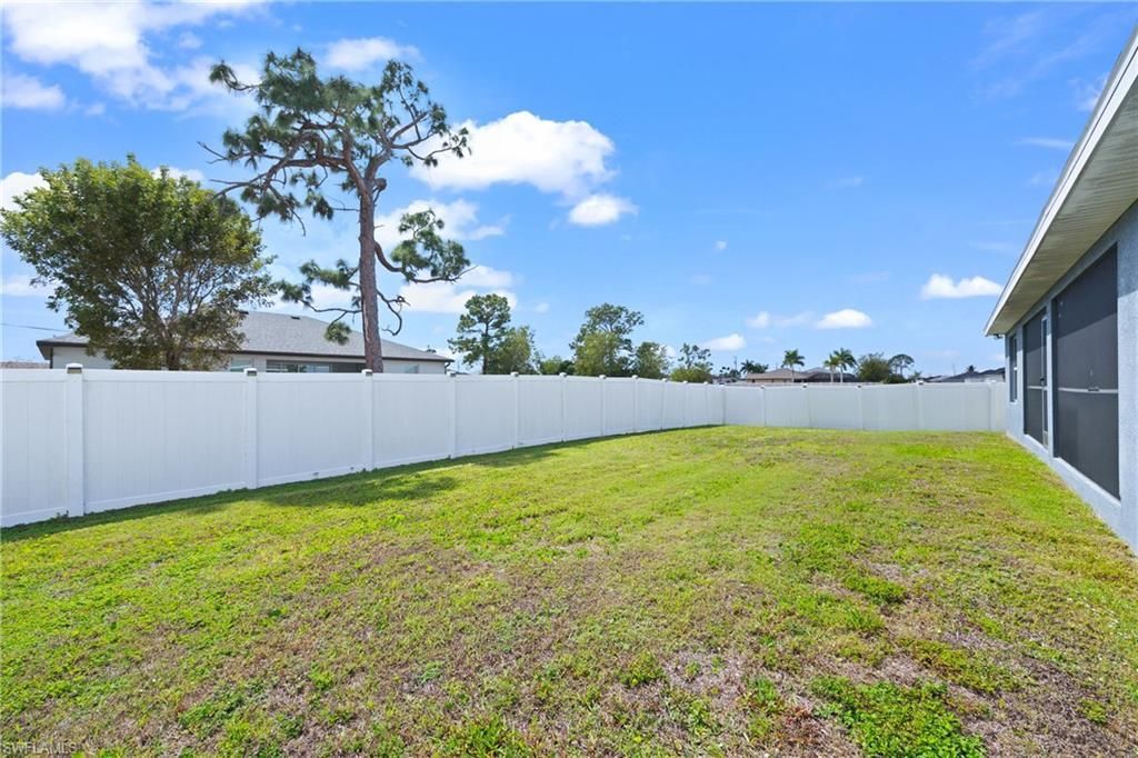 1728 Diplomat Pkwy W, Cape Coral, FL 33993 Photo