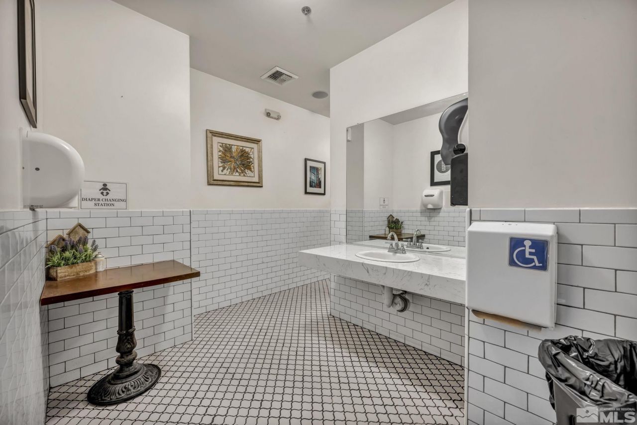 1453 N Hwy 395, Gardnerville, NV 89410 Photo