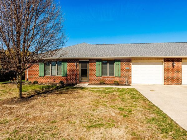 4705 E Heritage Circle, Muncie, IN 47303