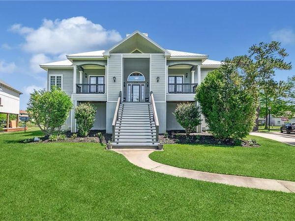 204 LEGENDRE Drive , Slidell, LA 70460