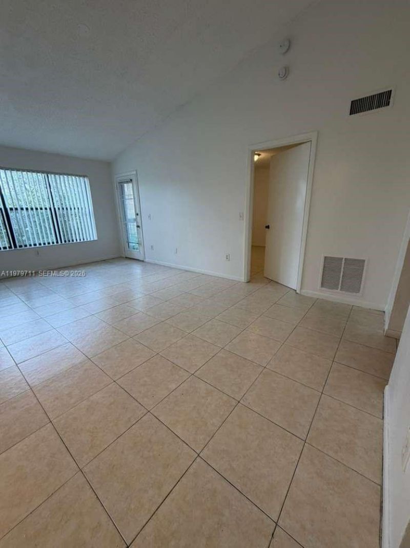 4241 W Mcnab Rd, Unit 30, Pompano Beach, FL 33069 Photo