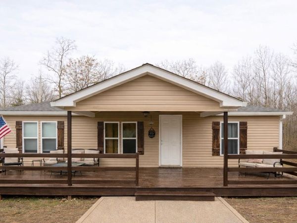 1268 Chapmansboro Rd, Chapmansboro, TN 37035