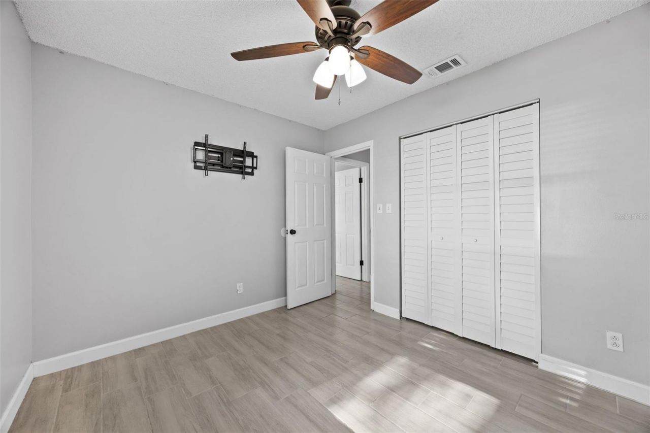 1222 Lake Ariana Boulevard, Auburndale, FL 33823 Photo