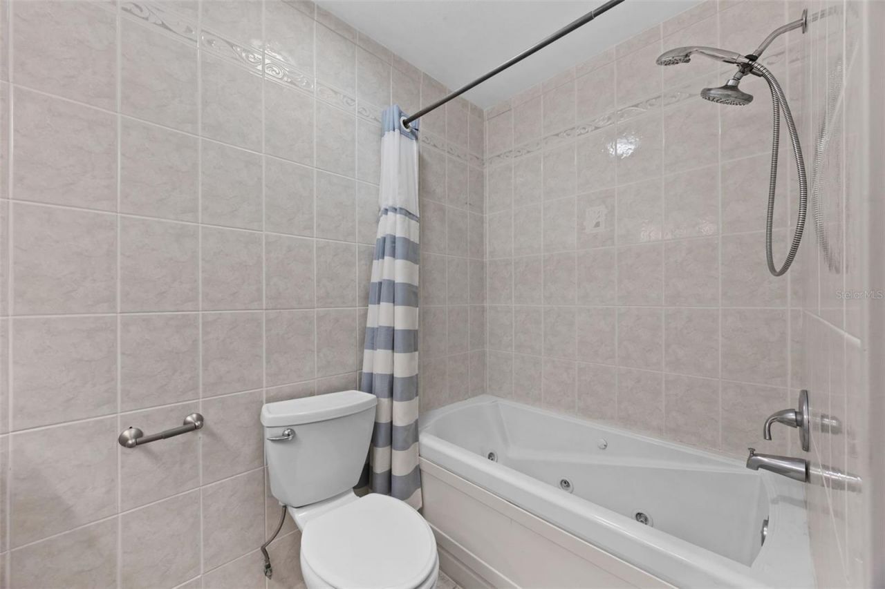 1222 Lake Ariana Boulevard, Auburndale, FL 33823 Photo