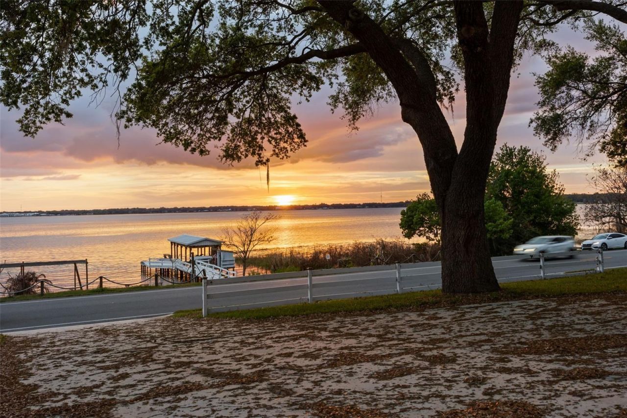 1222 Lake Ariana Boulevard, Auburndale, FL 33823 Photo