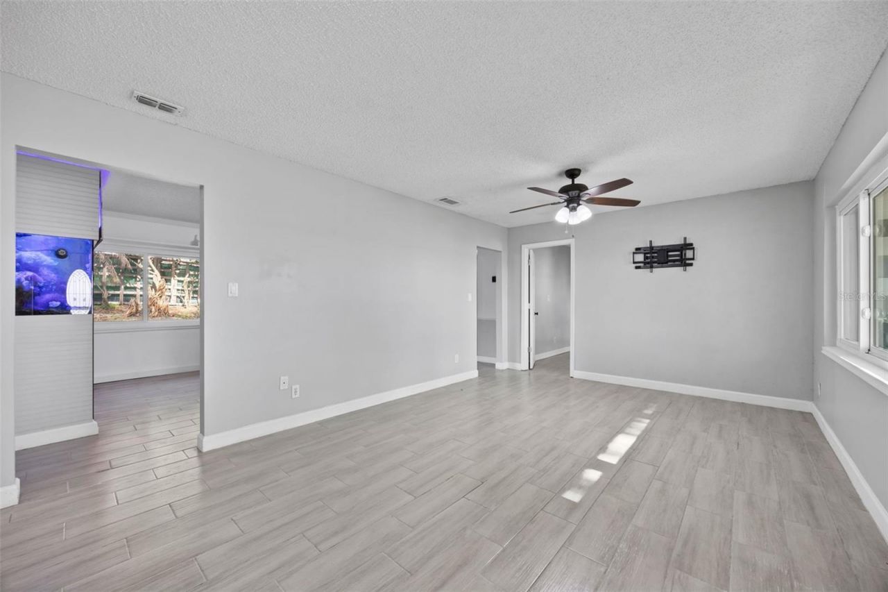 1222 Lake Ariana Boulevard, Auburndale, FL 33823 Photo