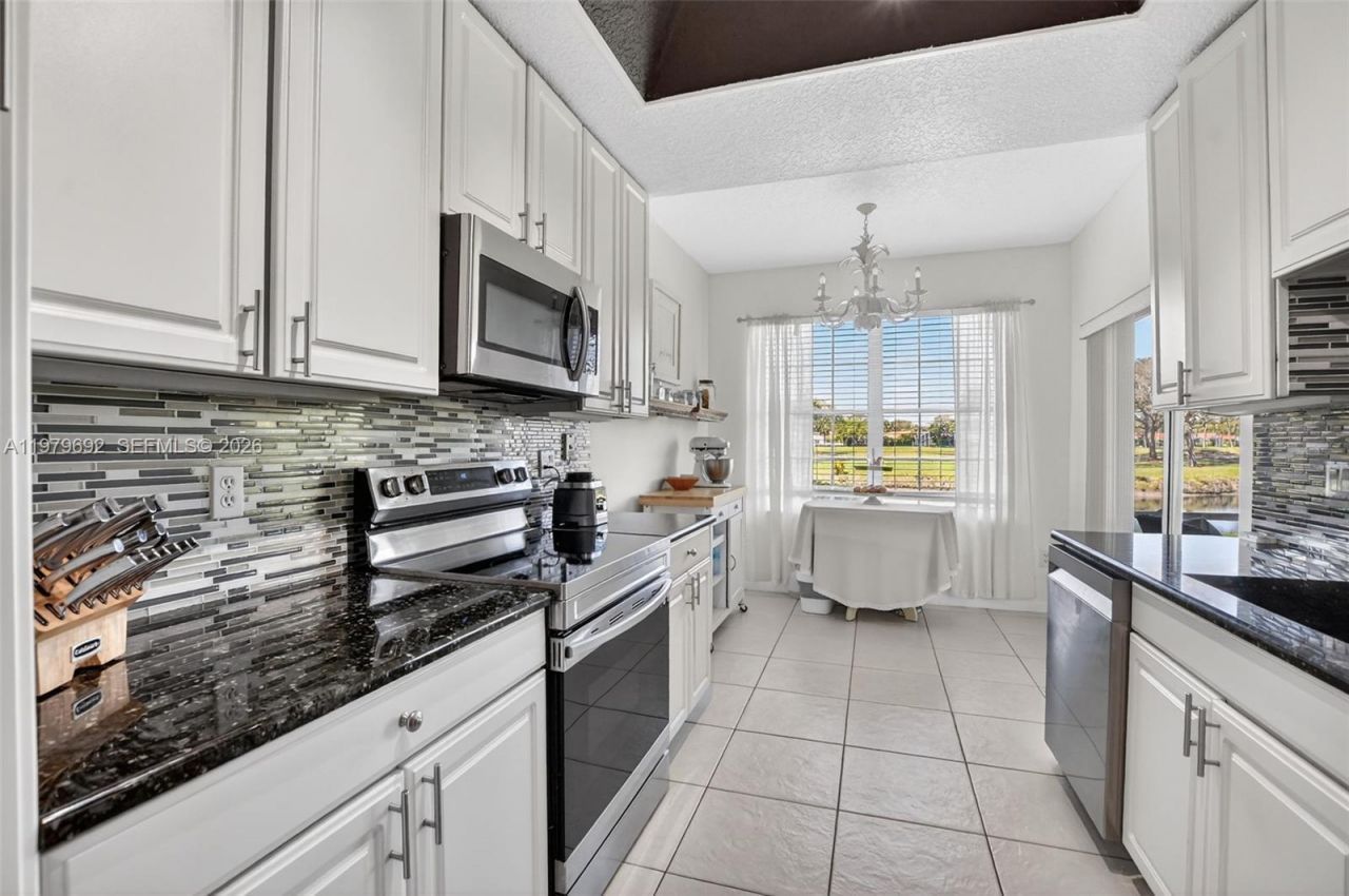 17051 Emile St, Unit 3, Boca Raton, FL 33487 Photo