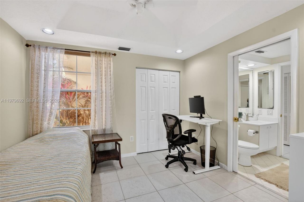 17051 Emile St, Unit 3, Boca Raton, FL 33487 Photo