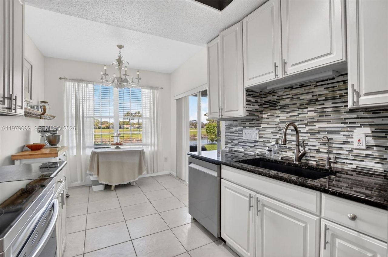 17051 Emile St , Unit 3, Boca Raton, FL 33487 Photo