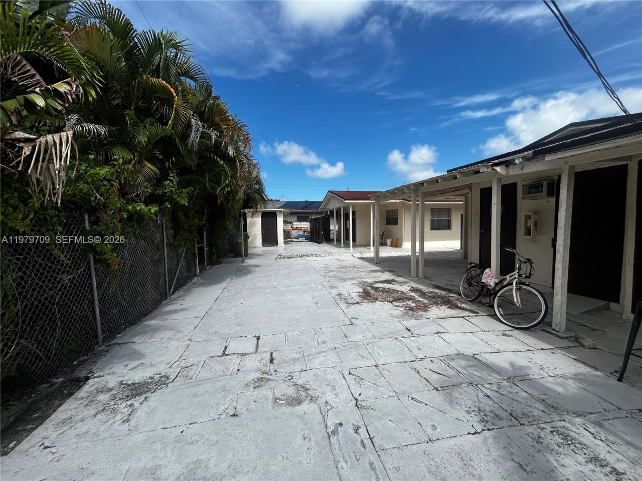 916 SW 10th St, Unit 1-3, Hallandale Beach, FL 33009 Photo