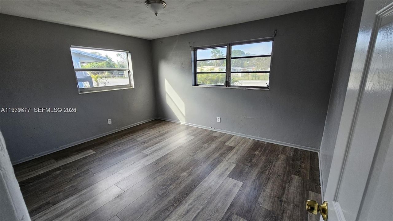 374 NW 31st Ave, Fort Lauderdale, FL 33311 Photo