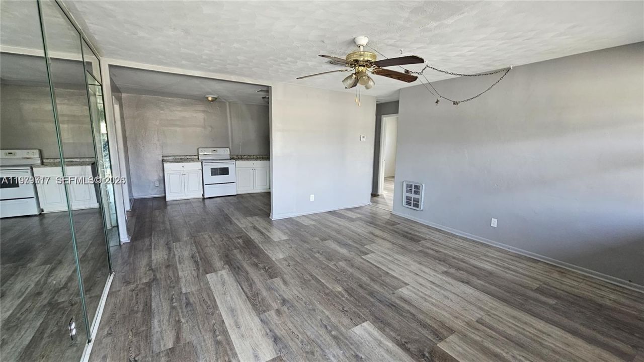 374 NW 31st Ave, Fort Lauderdale, FL 33311 Photo