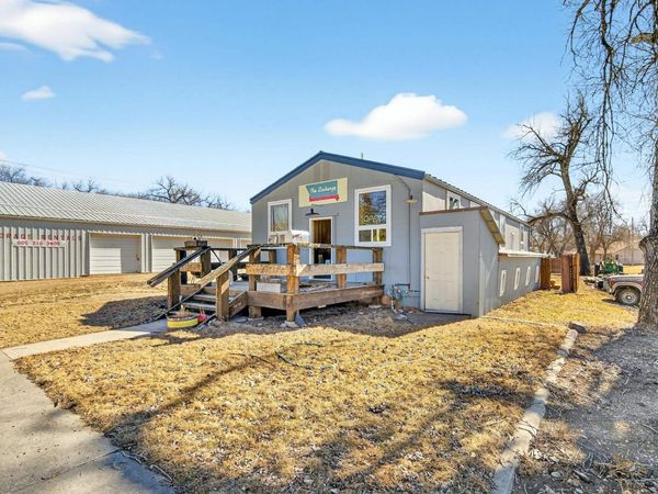 930 Harding Street, Belle Fourche, SD 57717