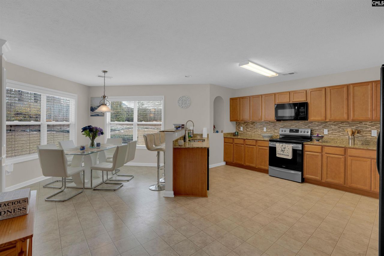 135 Magnolia Tree Road  Photo 12