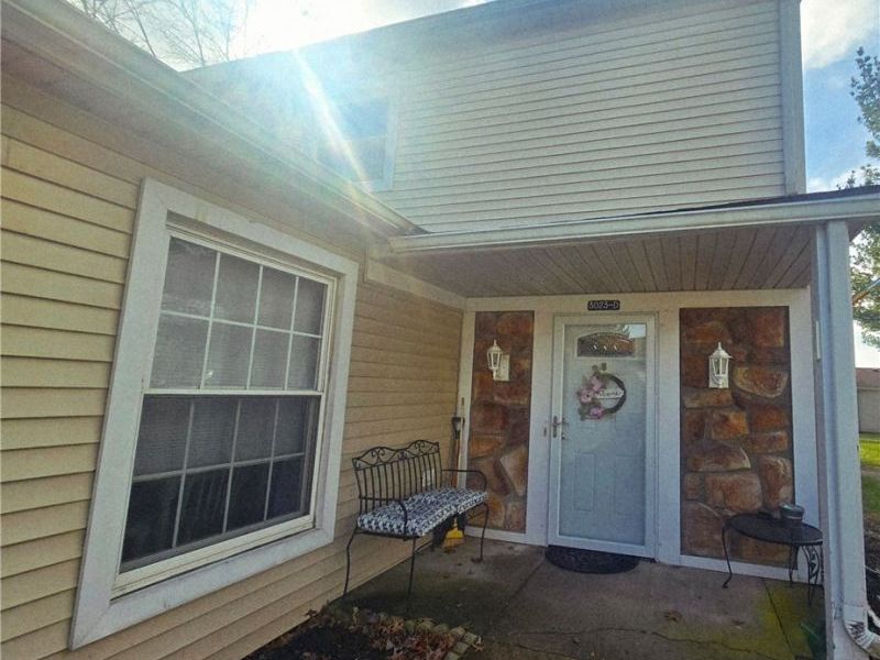 3023 Ivy Hill Circle, Unit D, Cortland, OH 44410 Photo 1
