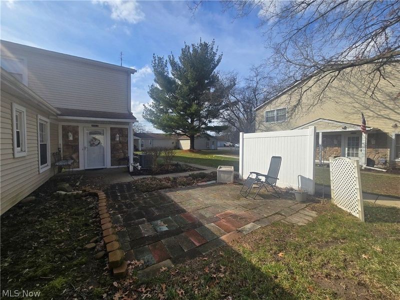 3023 Ivy Hill Circle, Unit D, Cortland, OH 44410 Photo 12
