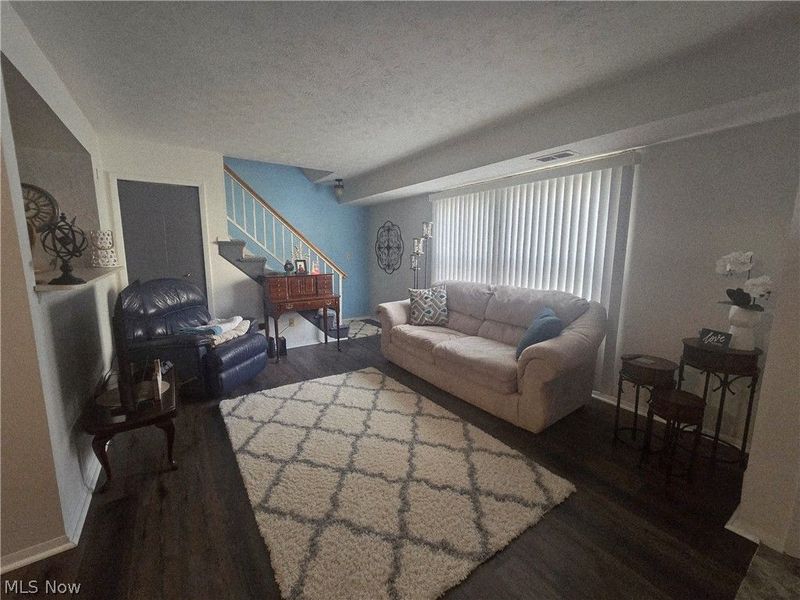 3023 Ivy Hill Circle, Unit D, Cortland, OH 44410 Photo 3