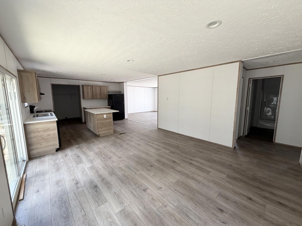 214 Hickory Street Photo 8