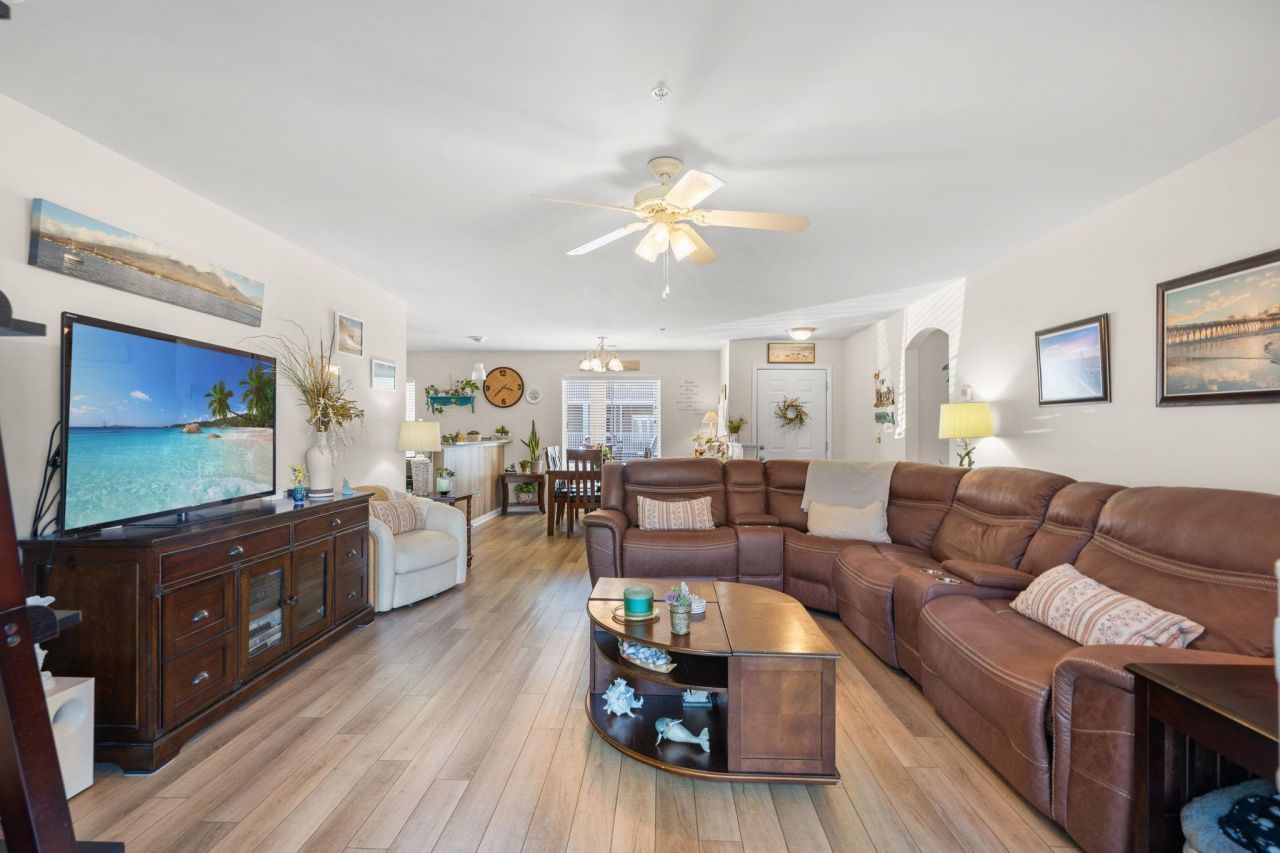 114 Butkus Dr. Photo 7