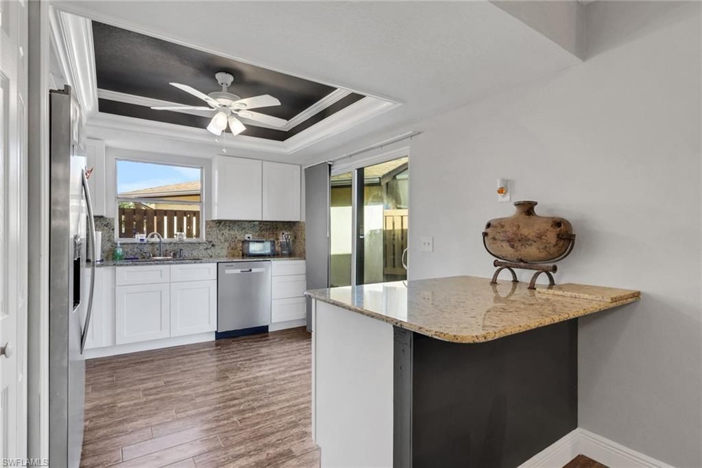 6436 Royal Woods Dr, Fort Myers, FL 33908 Photo