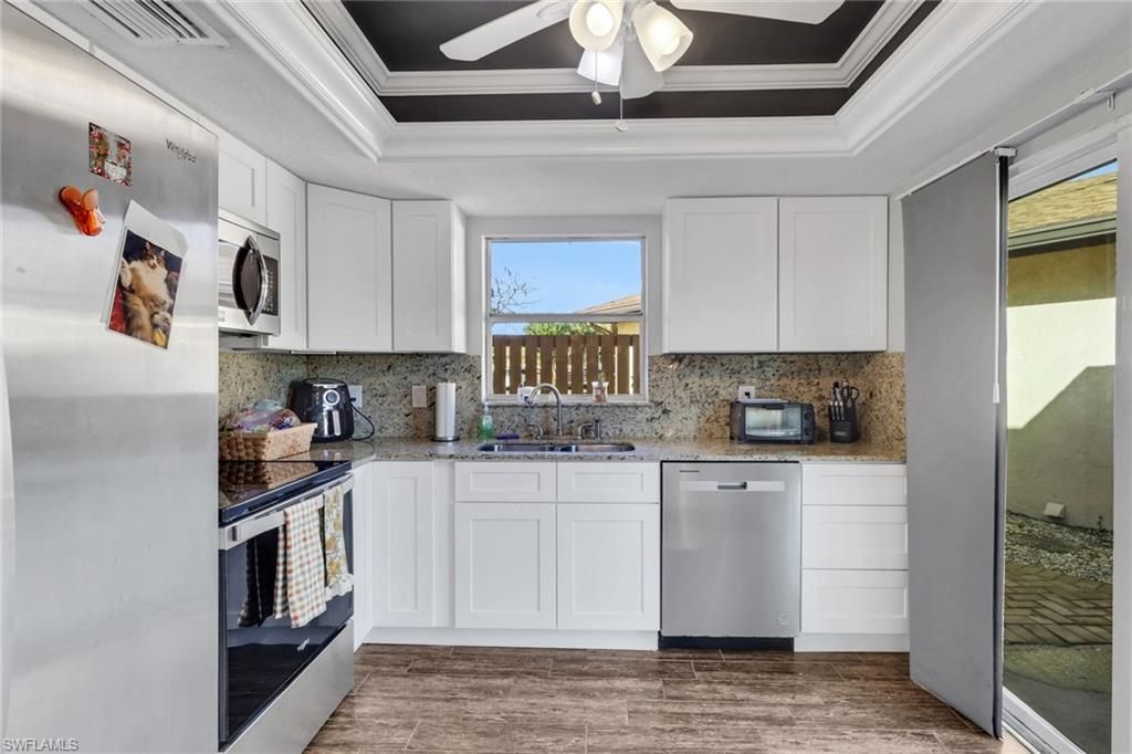 6436 Royal Woods Dr, Fort Myers, FL 33908 Photo