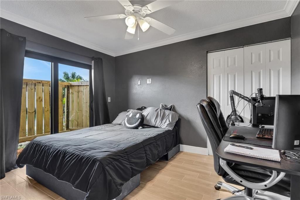 6436 Royal Woods Dr, Fort Myers, FL 33908 Photo