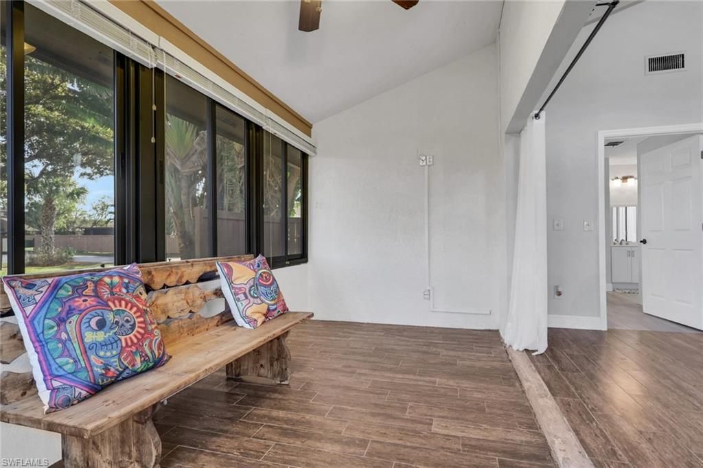 6436 Royal Woods Dr, Fort Myers, FL 33908 Photo