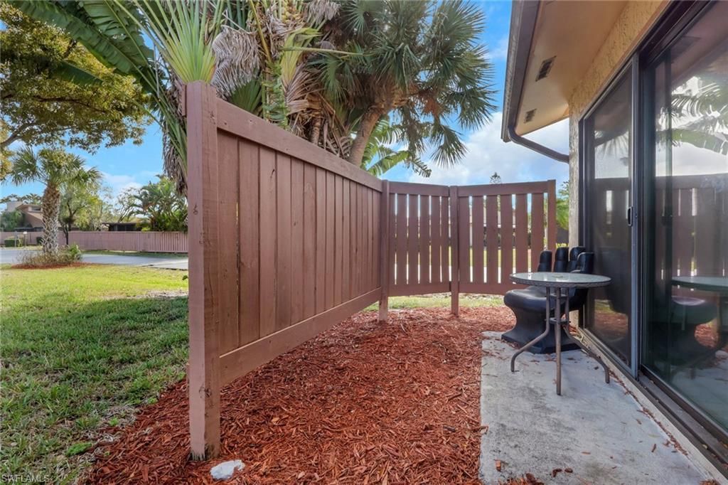 6436 Royal Woods Dr, Fort Myers, FL 33908 Photo