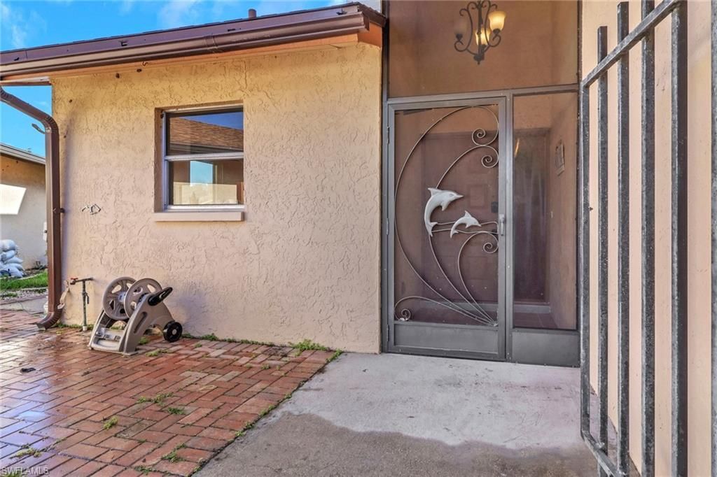 6436 Royal Woods Dr, Fort Myers, FL 33908 Photo