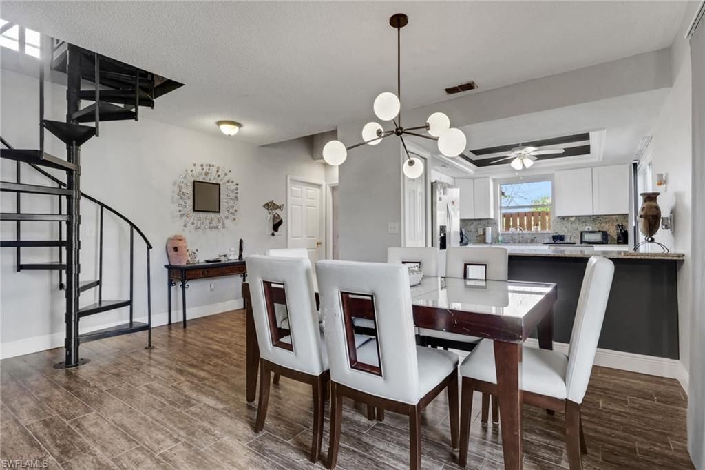 6436 Royal Woods Dr, Fort Myers, FL 33908 Photo