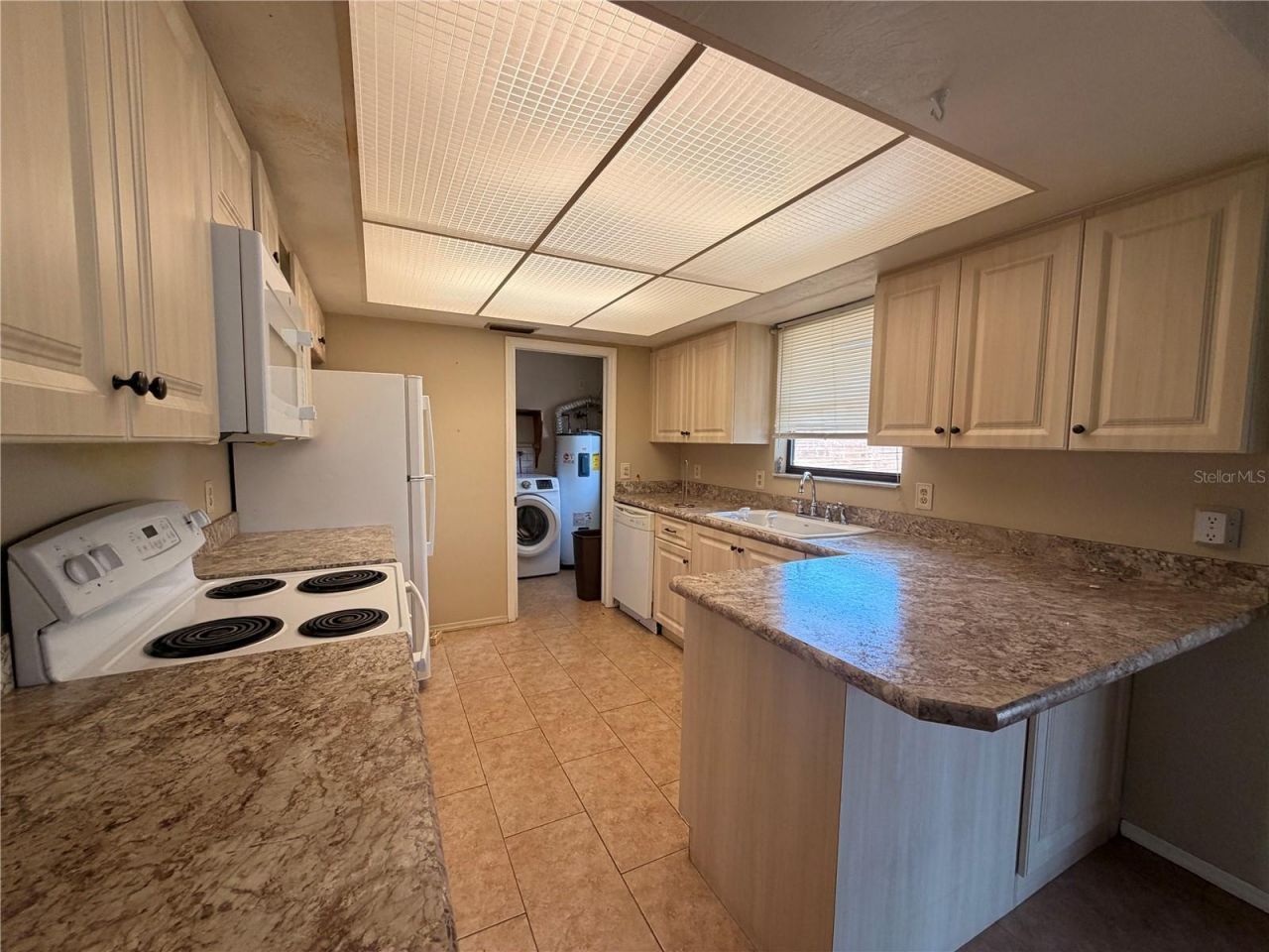 2527 Sabal Palm Drive, Edgewater, FL 32141 Photo