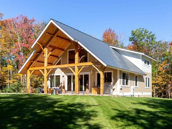 32 New Canada Road, Danbury, NH 03230