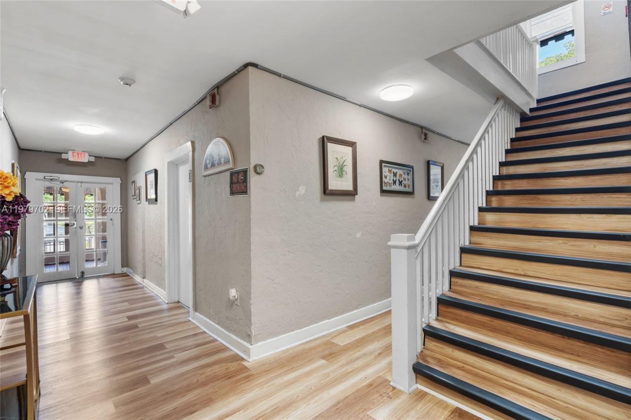 3409 S Le Jeune Rd , Coral Gables, FL 33134 Photo