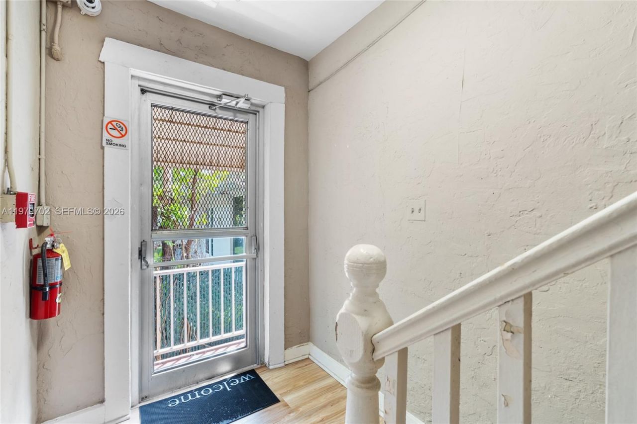 3409 S Le Jeune Rd , Coral Gables, FL 33134 Photo