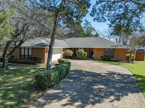 1029 Cedar Trail Drive, Cedar Hill, TX 75104