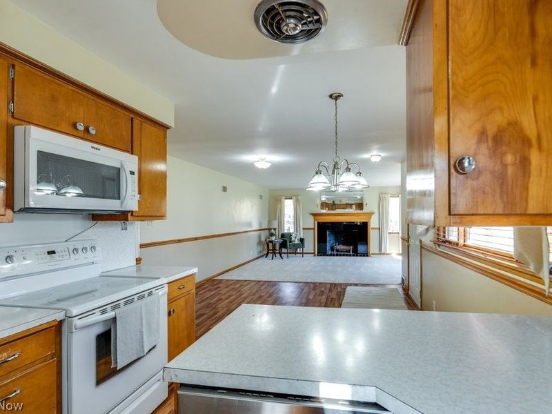 3917 Crestwood Street NW, Canton, OH 44708 Photo 13