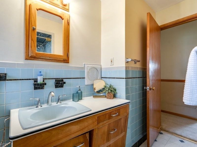 3917 Crestwood Street NW, Canton, OH 44708 Photo 17