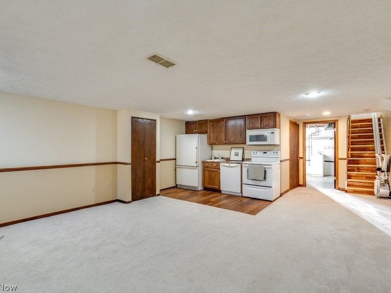 3917 Crestwood Street NW, Canton, OH 44708 Photo 27