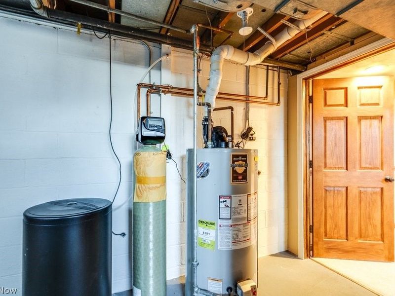 3917 Crestwood Street NW, Canton, OH 44708 Photo 41