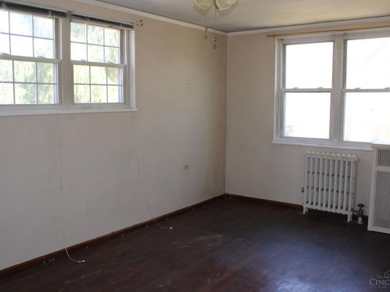 6 Belknap Place, Greenhills, OH 45218 Photo 18