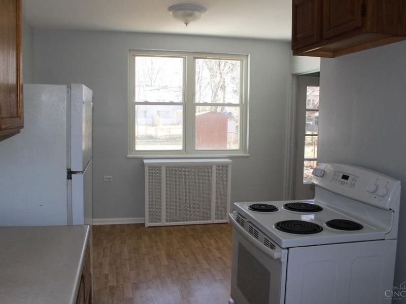 6 Belknap Place, Greenhills, OH 45218 Photo 5